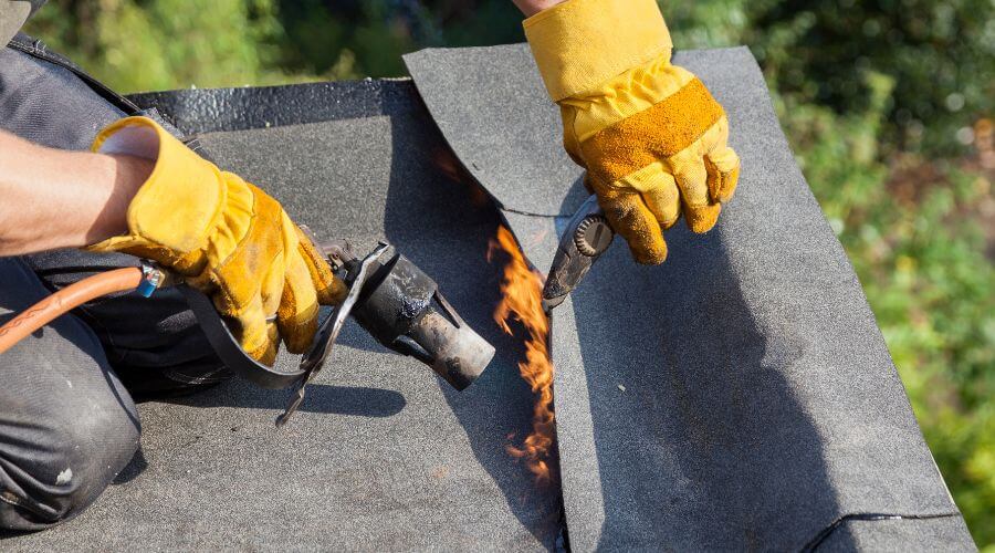 Professional gutter cleaning in New Pine Creek, OR
